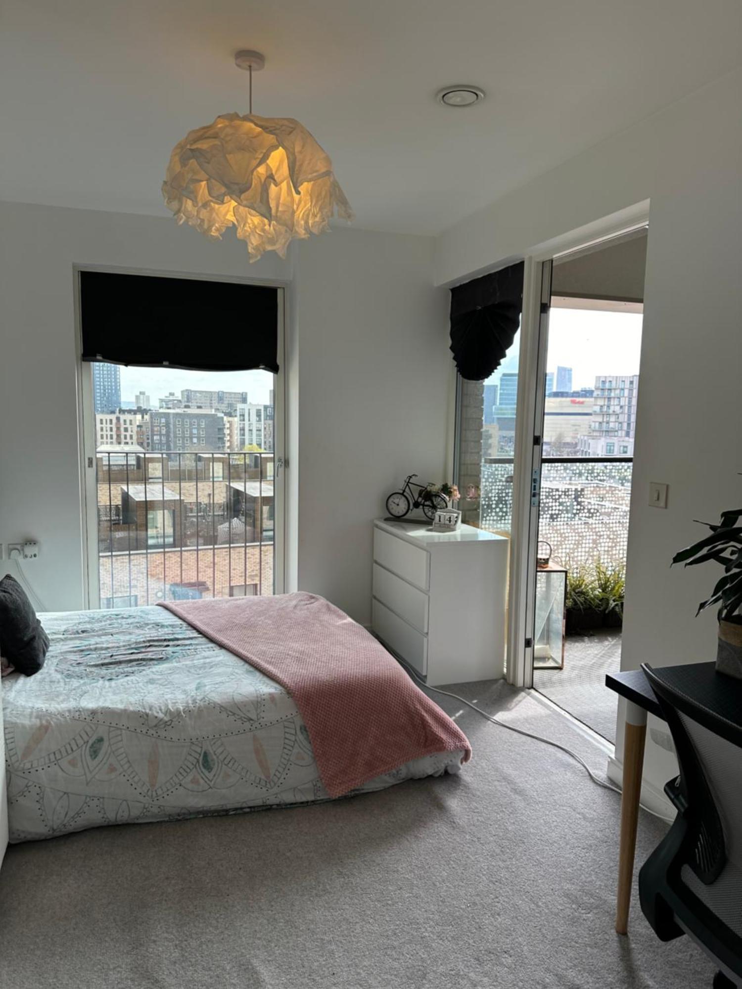Luxury 3 Bedroom Flat In Stratford, Londra Exterior foto