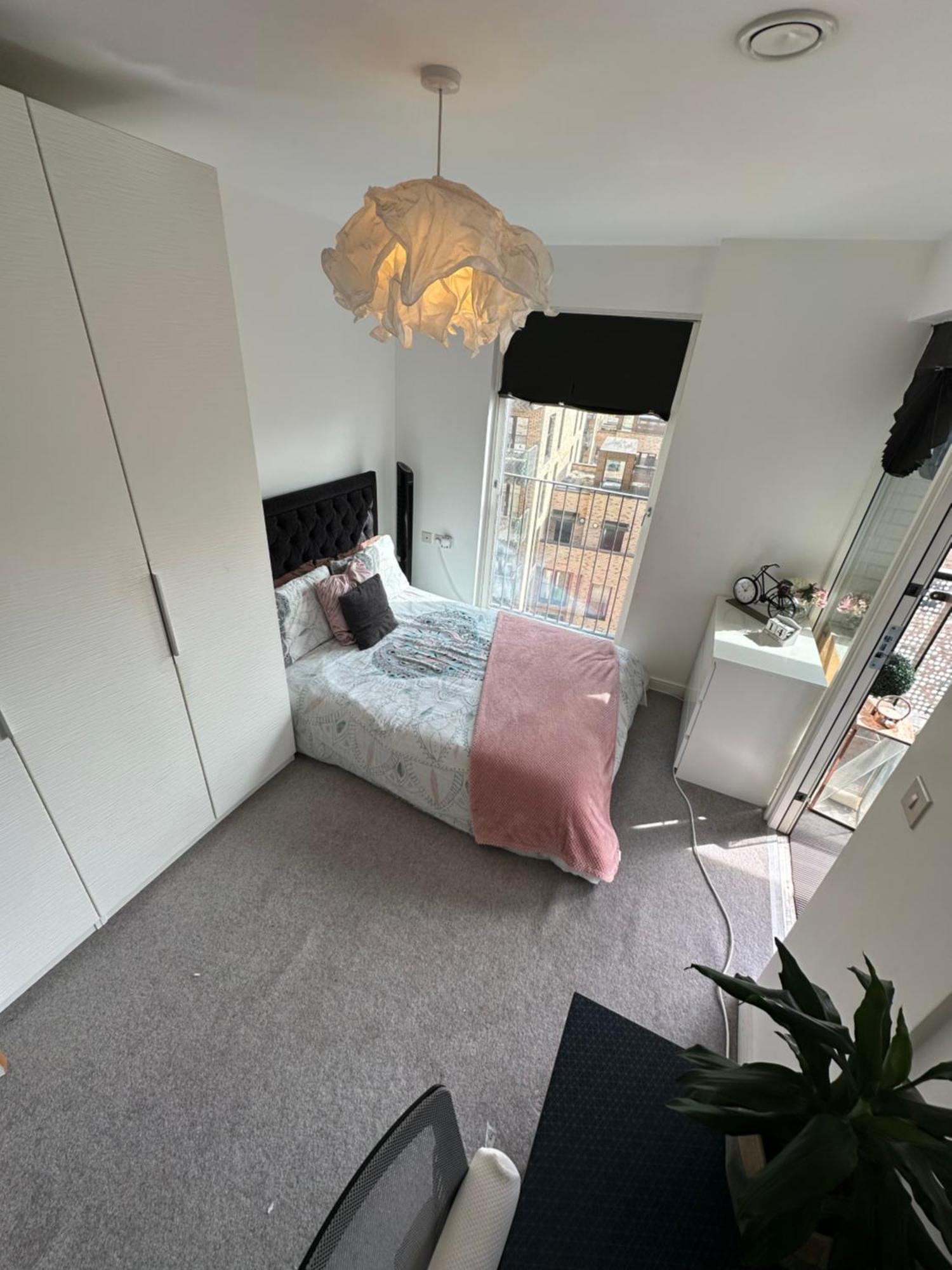 Luxury 3 Bedroom Flat In Stratford, Londra Exterior foto