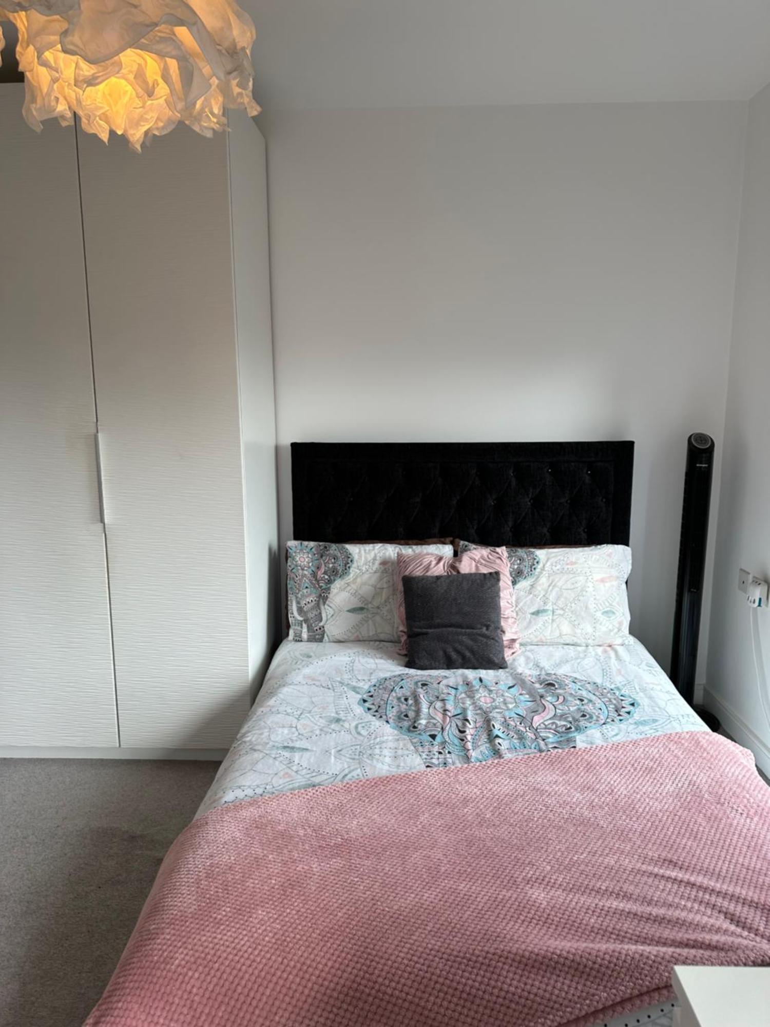 Luxury 3 Bedroom Flat In Stratford, Londra Exterior foto