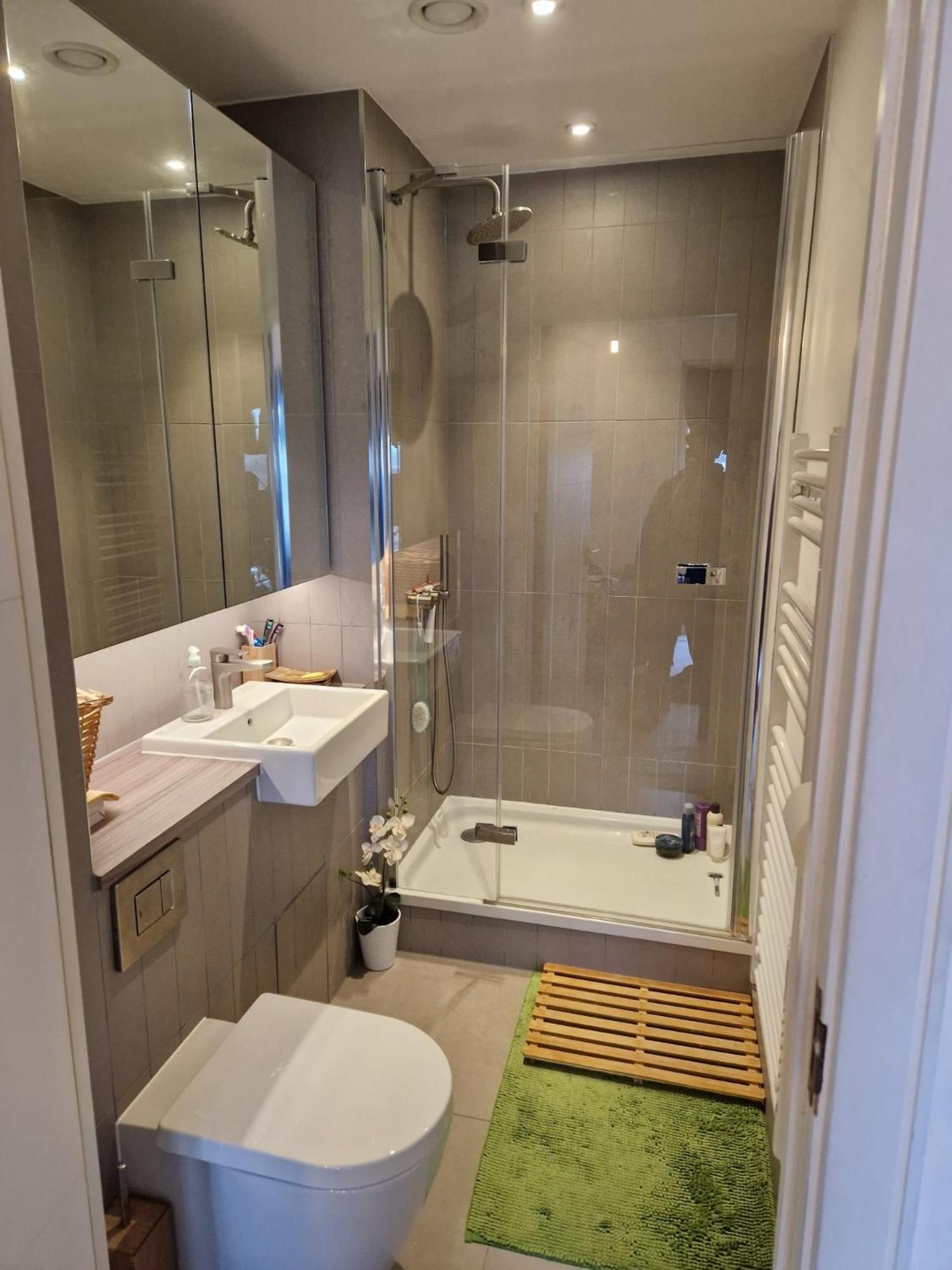 Luxury 3 Bedroom Flat In Stratford, Londra Exterior foto