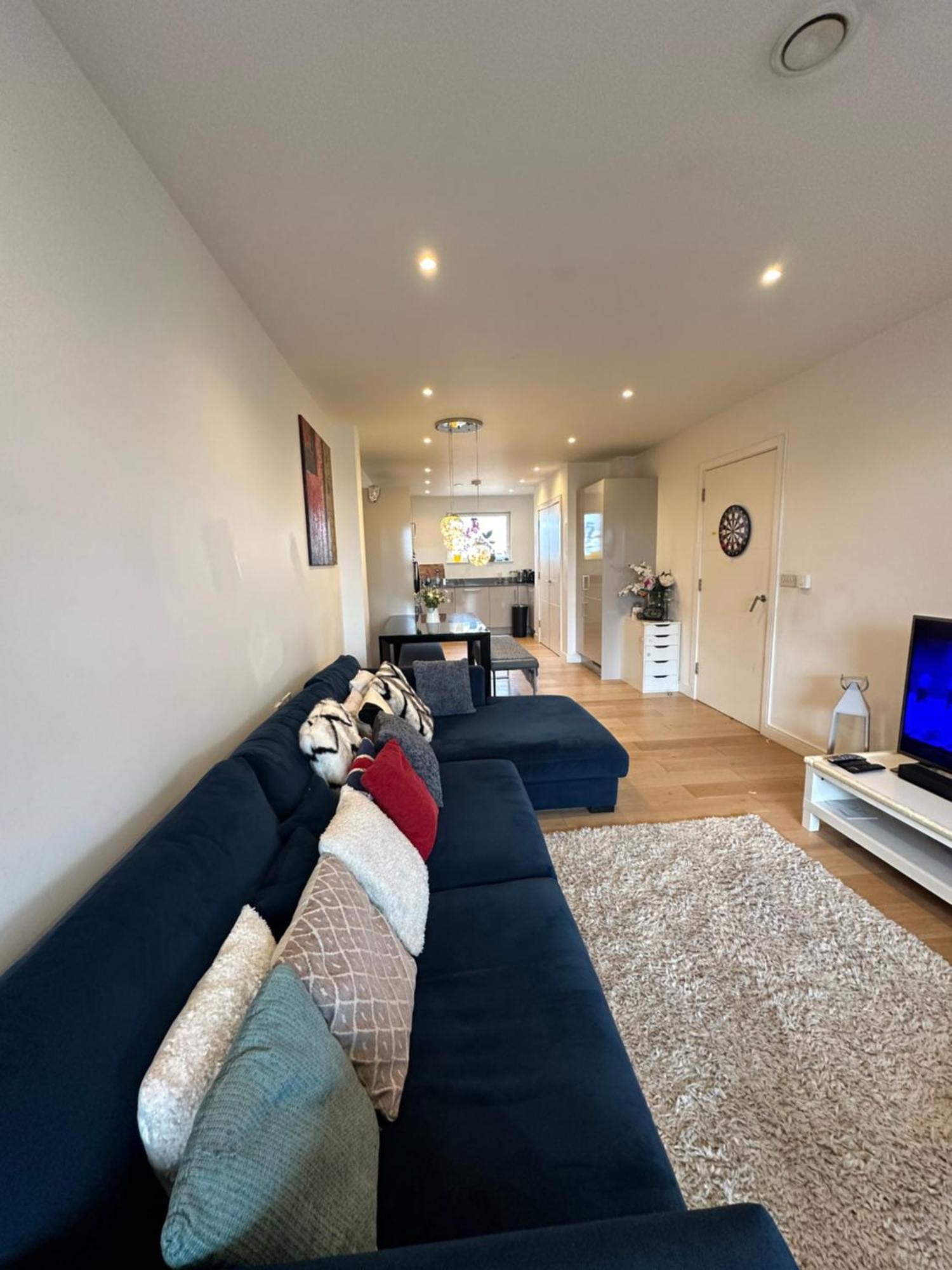 Luxury 3 Bedroom Flat In Stratford, Londra Exterior foto